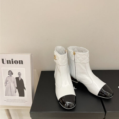 High Quality Luxury Chanel New Round Toe Flat Ankle Boots