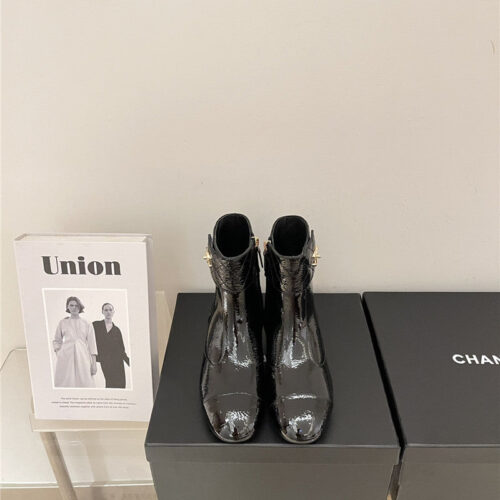 High Quality Luxury Chanel New Round Toe Flat Ankle Boots – Style 28038 alternate view