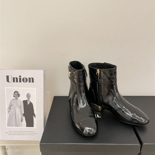 High Quality Luxury Chanel New Round Toe Flat Ankle Boots – Style 28038