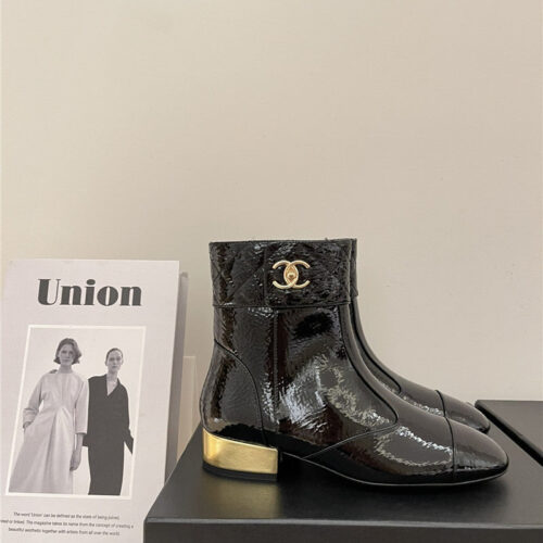 High Quality Luxury Chanel New Round Toe Flat Ankle Boots – Style 28038 product detail
