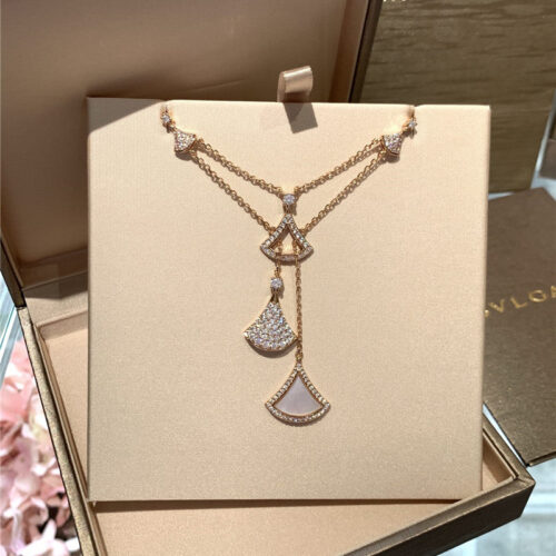 High Quality Luxury Bottega Veneta New Necklace product detail
