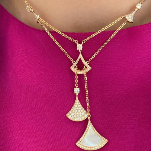 High Quality Luxury Bottega Veneta New Necklace alternate view