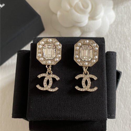 High Quality Luxury Chanel Octagonal Crystal Pendant Double C Earrings