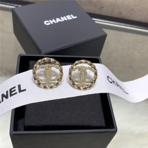 High Quality Luxury Chanel Corrugated Round C Earrings product detail