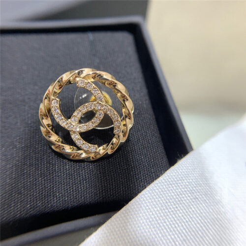 High Quality Luxury Chanel Corrugated Round C Earrings product detail