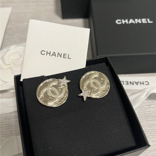High Quality Luxury Chanel Round Star Double C Earrings product detail