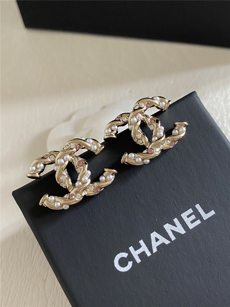High Quality Luxury Chanel Twist Purple Drill Earrings product detail