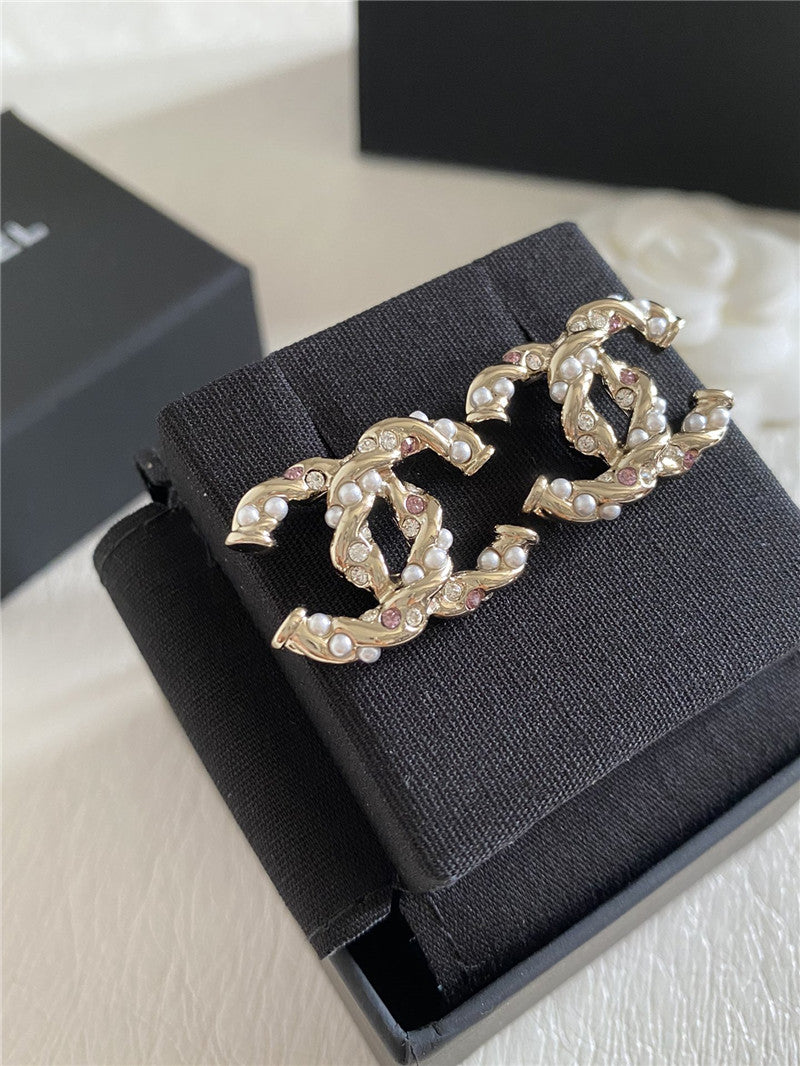 High Quality Luxury Chanel Twist Purple Drill Earrings product detail