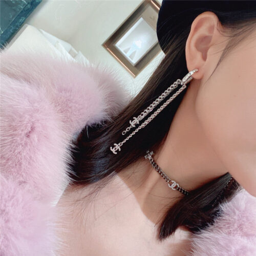 High Quality Luxury Chanel Hook Tassel Earrings product detail