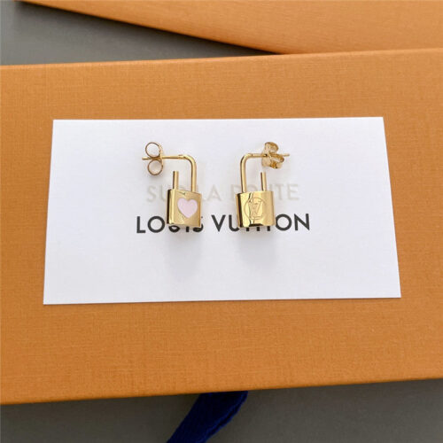 High Quality Luxury Louis Vuitton Qixi Limited Love Lock Earrings product detail