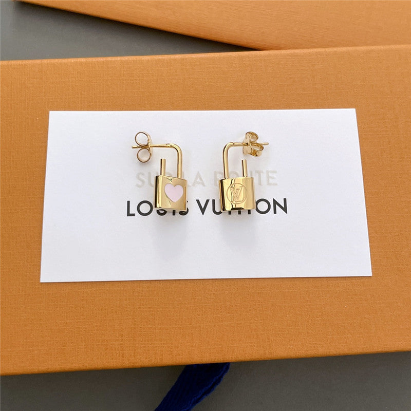 High Quality Luxury Louis Vuitton Qixi Limited Love Lock Earrings product detail