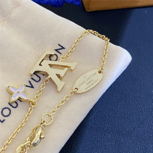 High Quality Luxury Louis Vuitton Tassel Four-Leaf Clover Bracelet product detail