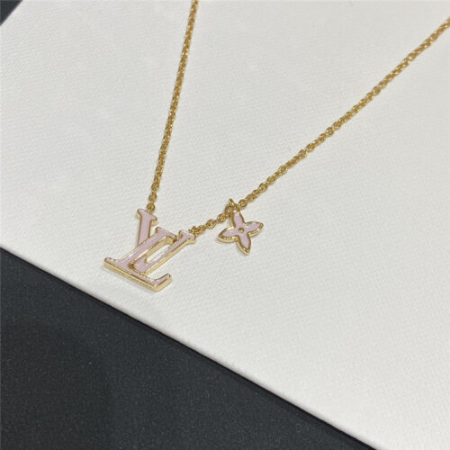 High Quality Luxury Louis Vuitton Tassel Four-Leaf Clover Necklace product detail