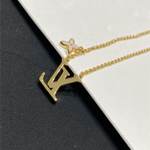 High Quality Luxury Louis Vuitton Tassel Four-Leaf Clover Necklace product detail
