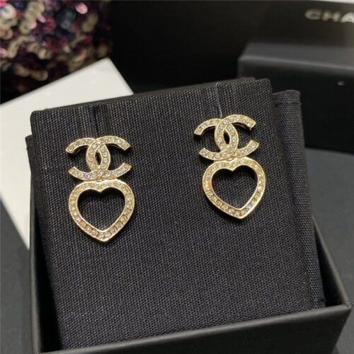 High Quality Luxury Chanel Peach Heart Double C Earrings product detail