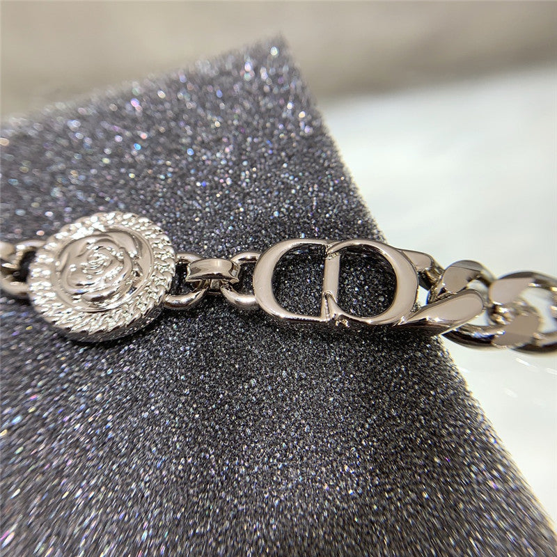 High Quality Luxury Dior Cd+ Star Necklace product detail