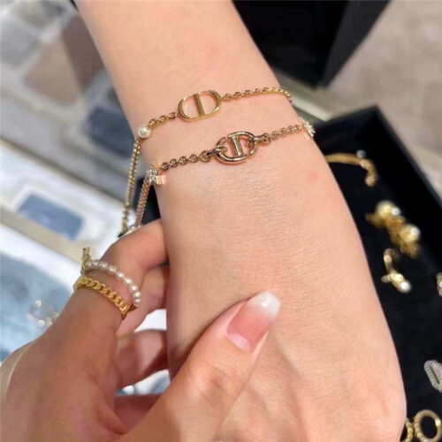 High Quality Luxury Dior Single Layer Cd Star Bracelet product detail