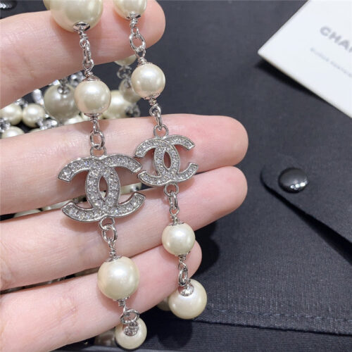 High Quality Luxury Chanel Pearl Sweater Chain product detail