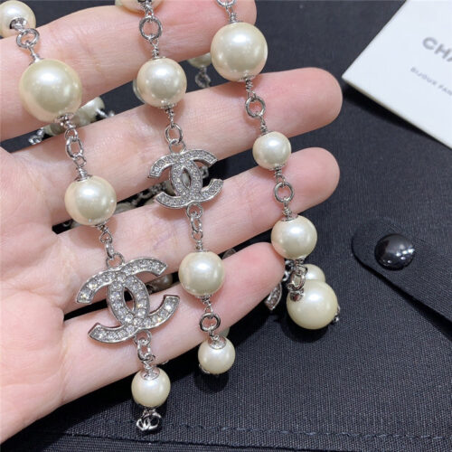 High Quality Luxury Chanel Pearl Sweater Chain product detail