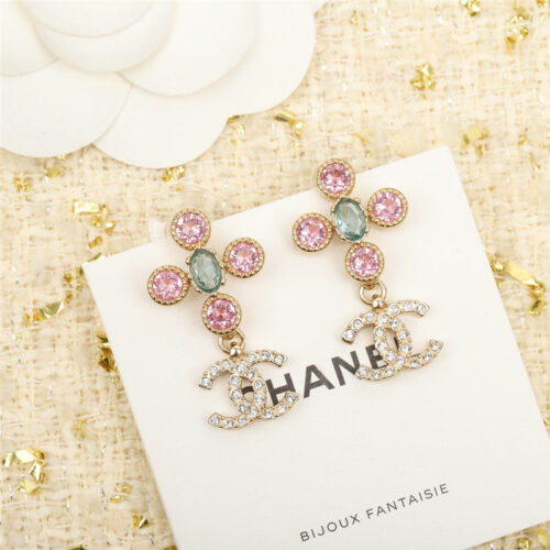 High Quality Luxury Chanel Rhinestone Double C Earrings product detail