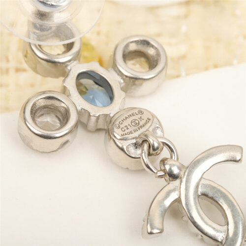 High Quality Luxury Chanel Rhinestone Double C Earrings product detail