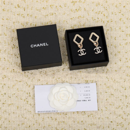 High Quality Luxury Chanel New Rhombus Full Diamond Double C Earrings