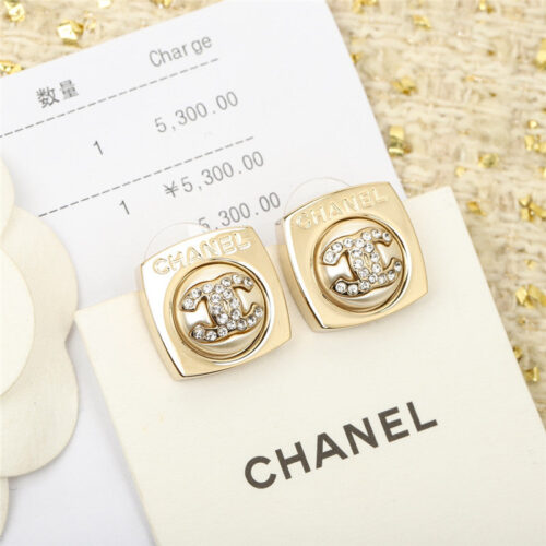 High Quality Luxury Chanel Double C Earrings – Style 49844 product detail