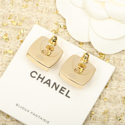 High Quality Luxury Chanel Double C Earrings – Style 49844 product detail