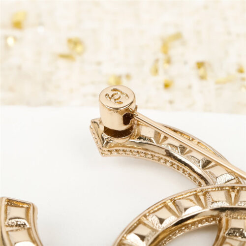 High Quality Luxury Chanel Double C Diamond Brooch product detail