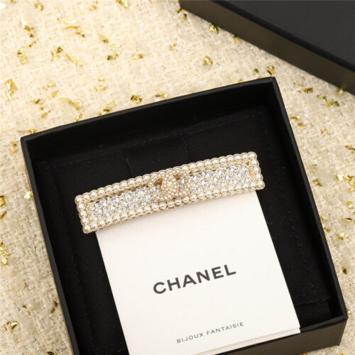 High Quality Luxury Chanel Autumn Winter Pearl Brooch product detail