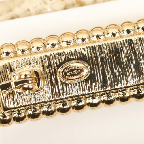 High Quality Luxury Chanel Autumn Winter Pearl Brooch product detail