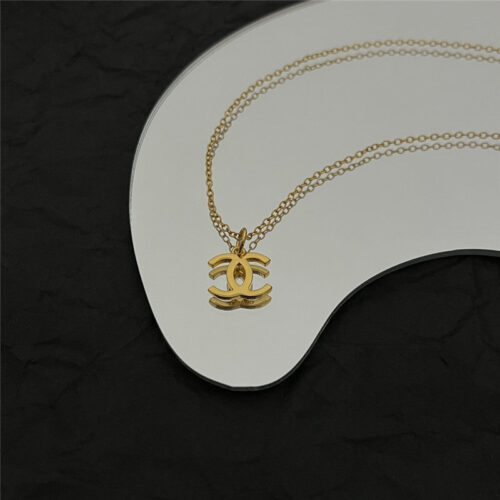 High Quality Luxury Chanel Middle-Aged Double C Necklace – Style 50189 product detail