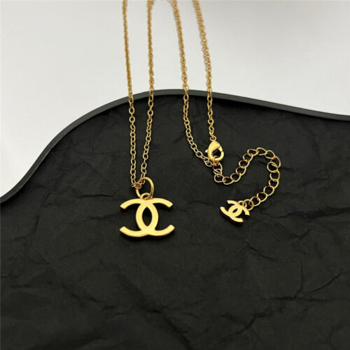 High Quality Luxury Chanel Middle-Aged Double C Necklace – Style 50189 alternate view