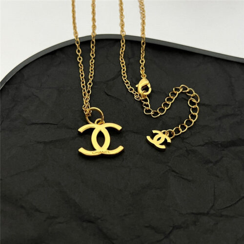 High Quality Luxury Chanel Middle-Aged Double C Necklace – Style 50189 product detail