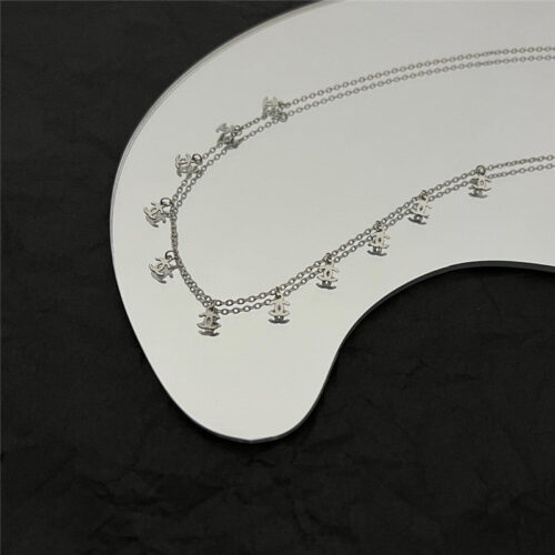 High Quality Luxury Chanel Middle-Aged Double C Necklace – Style 50196 product detail