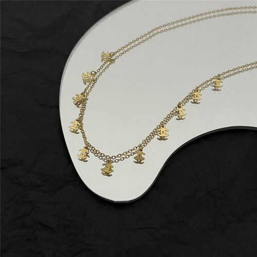 High Quality Luxury Chanel Middle-Aged Double C Necklace product detail