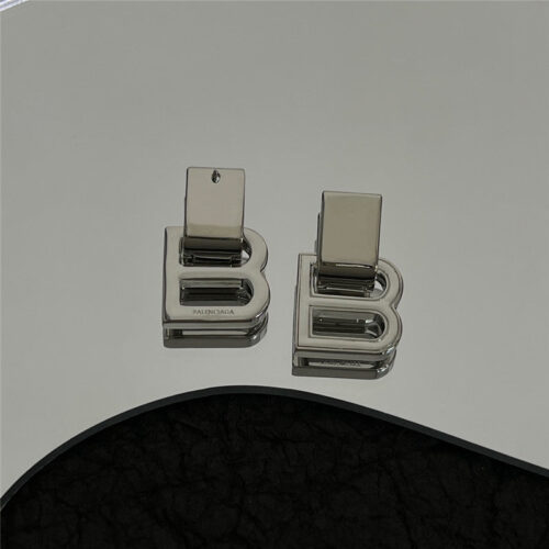 High Quality Luxury Balenciaga New Earrings – Style 49420 product detail