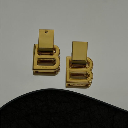 High Quality Luxury Balenciaga New Earrings product detail