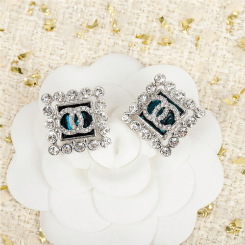 High Quality Luxury Chanel Square Pearl Earrings – Style 50486 product detail
