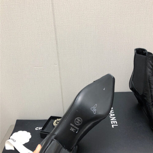 High Quality Luxury Chanel Classic Color Block Ankle Boots – Style 00294 product detail