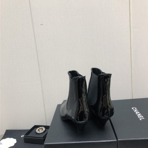 High Quality Luxury Chanel Classic Color Block Ankle Boots – Style 00294 product detail
