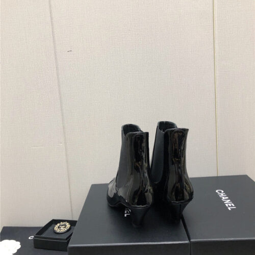 High Quality Luxury Chanel Classic Color Block Ankle Boots – Style 62438 product detail