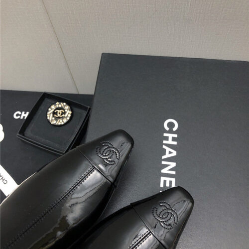 High Quality Luxury Chanel Classic Color Block Ankle Boots – Style 62438 product detail