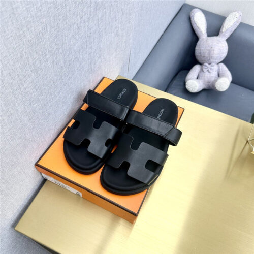 High Quality Luxury Hermes Roll Cake Hair Uncle Slippers product detail