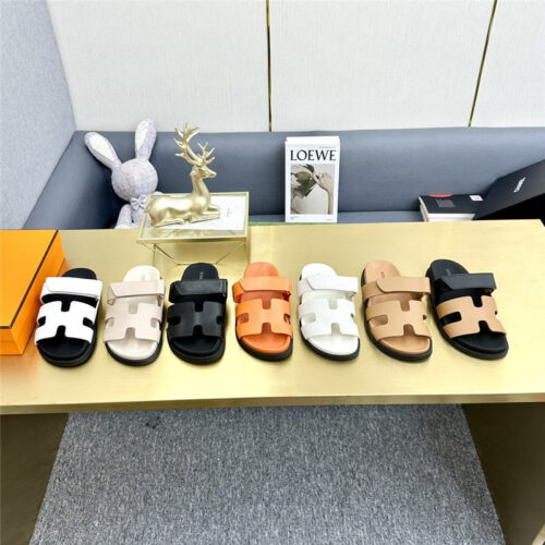 High Quality Luxury Hermes Roll Cake Hair Uncle Slippers product detail
