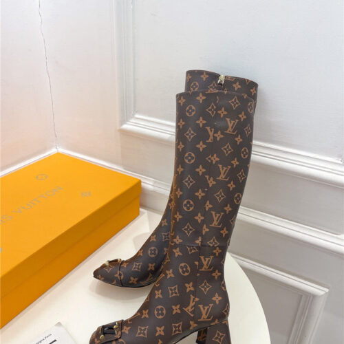 High Quality Luxury Louis Vuitton New V-Shaped Chunky Heel Boots – Style 80387 product detail