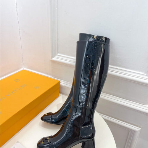 High Quality Luxury Louis Vuitton New V-Shaped Chunky Heel Boots – Style 25571 product detail