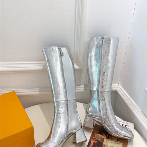 High Quality Luxury Louis Vuitton New V-Shaped Chunky Heel Boots – Style 79235 product detail