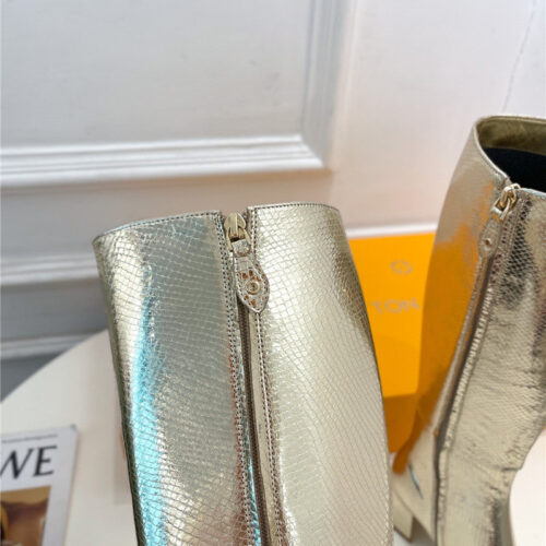 High Quality Luxury Louis Vuitton New V-Shaped Chunky Heel Boots product detail