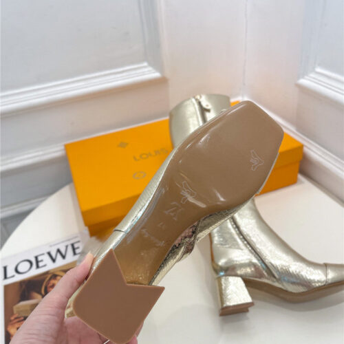 High Quality Luxury Louis Vuitton New V-Shaped Chunky Heel Boots product detail